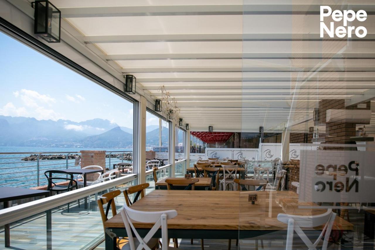Hotel Centro Congressi Polo Nautico Salerno Esterno foto