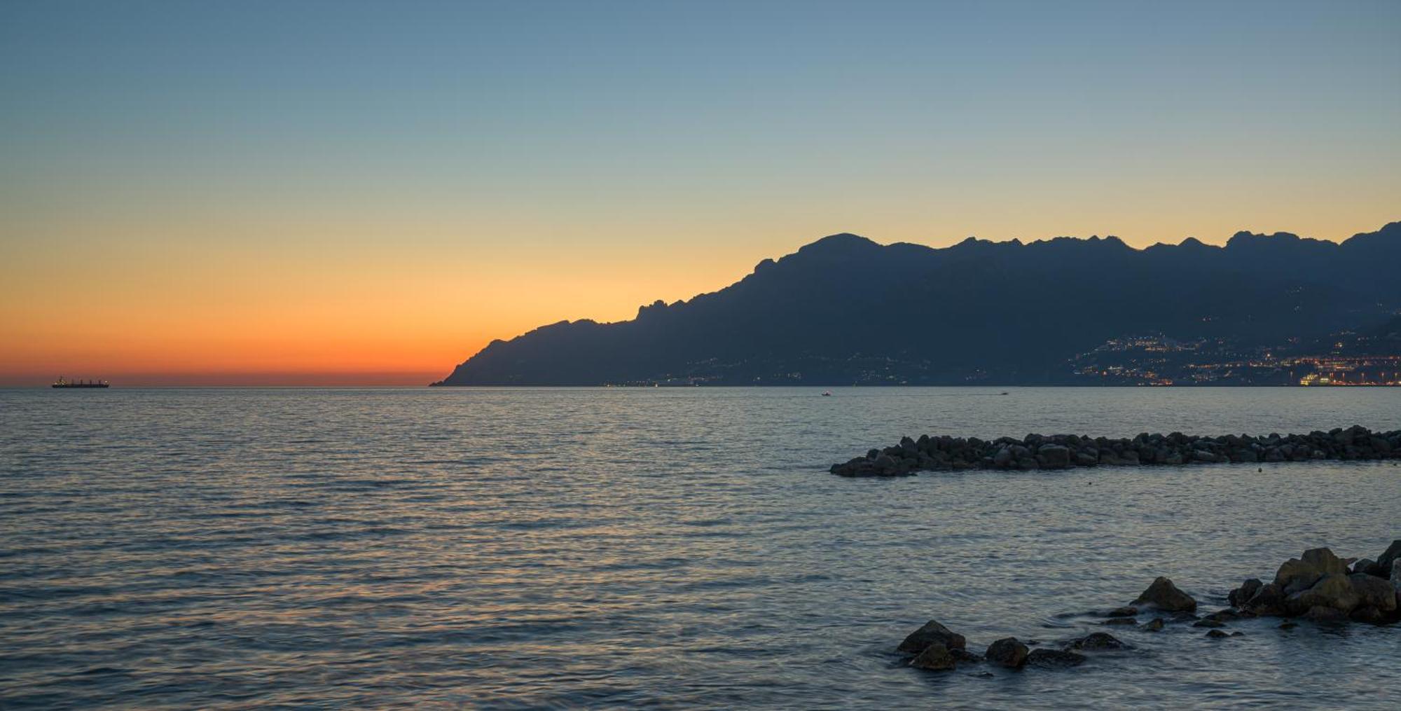 Hotel Centro Congressi Polo Nautico Salerno Esterno foto