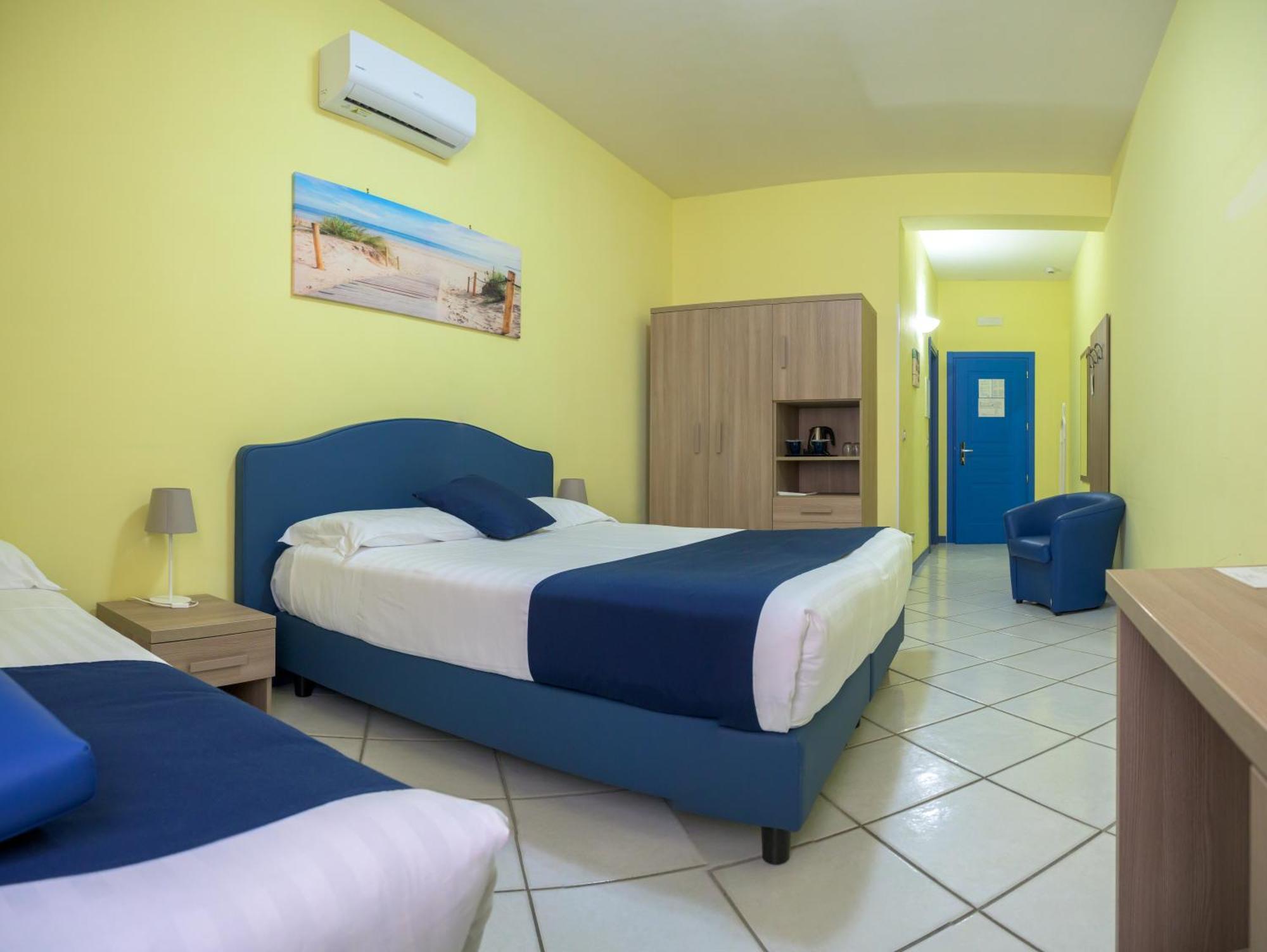 Hotel Centro Congressi Polo Nautico Salerno Esterno foto
